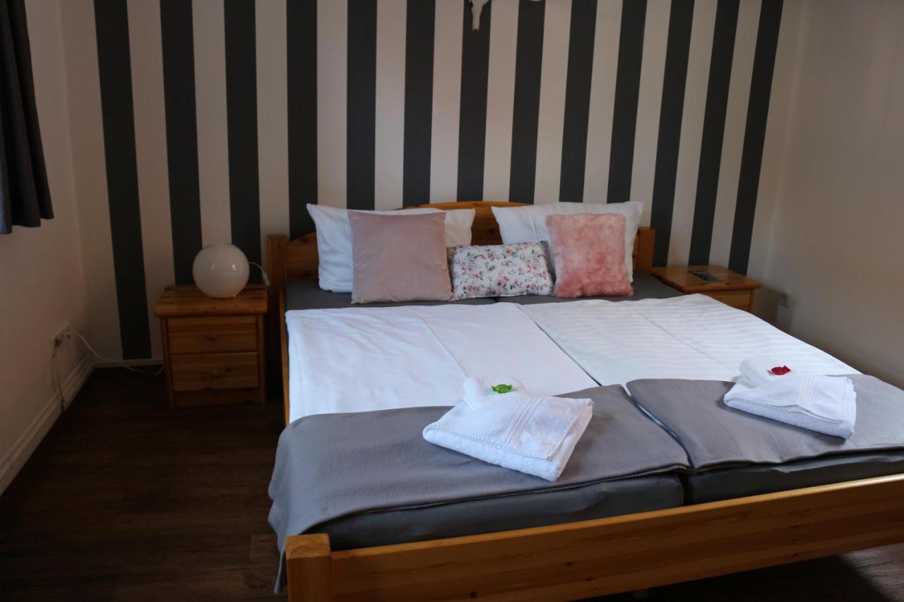 Altstadtcafé und Pension Havelberg Esterno foto