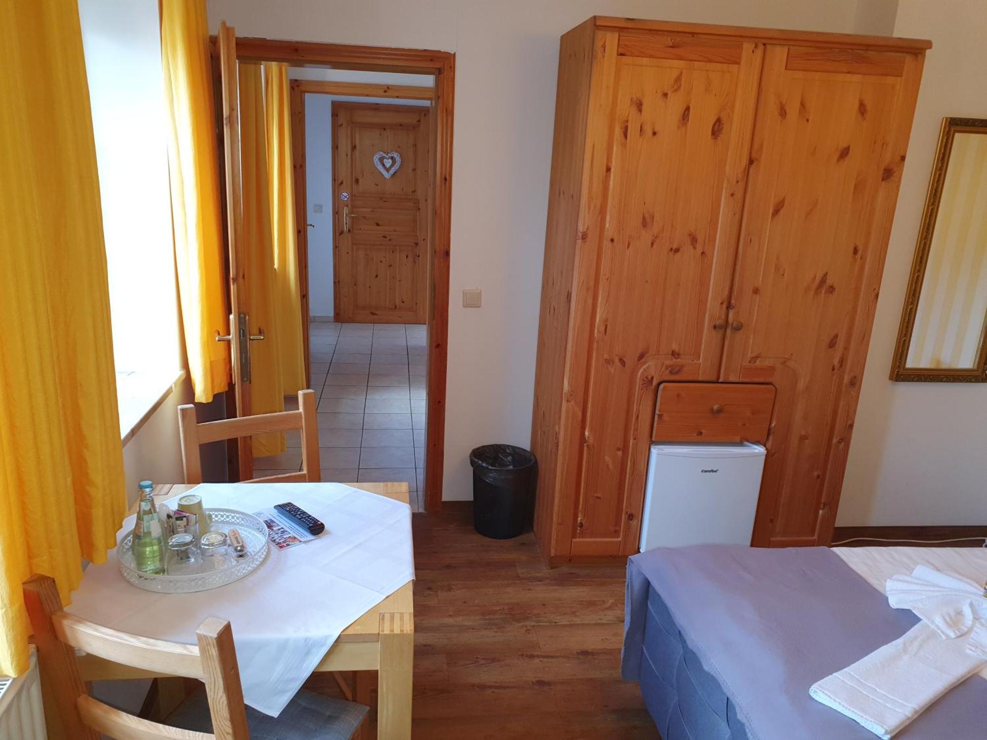 Altstadtcafé und Pension Havelberg Esterno foto