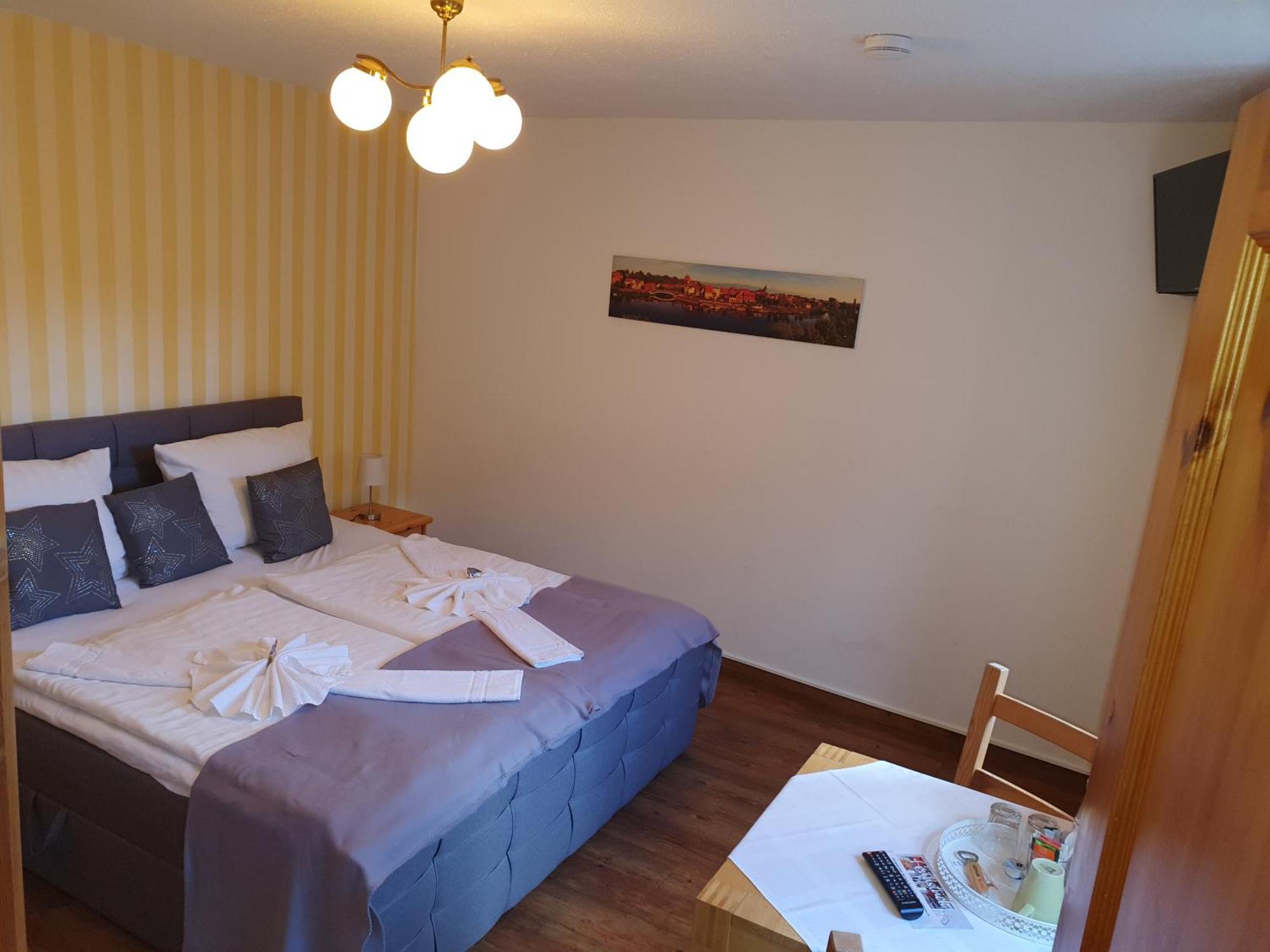 Altstadtcafé und Pension Havelberg Esterno foto